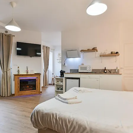 Le Cocon Des Rosies Le Eleanor Roosevelt Apartment